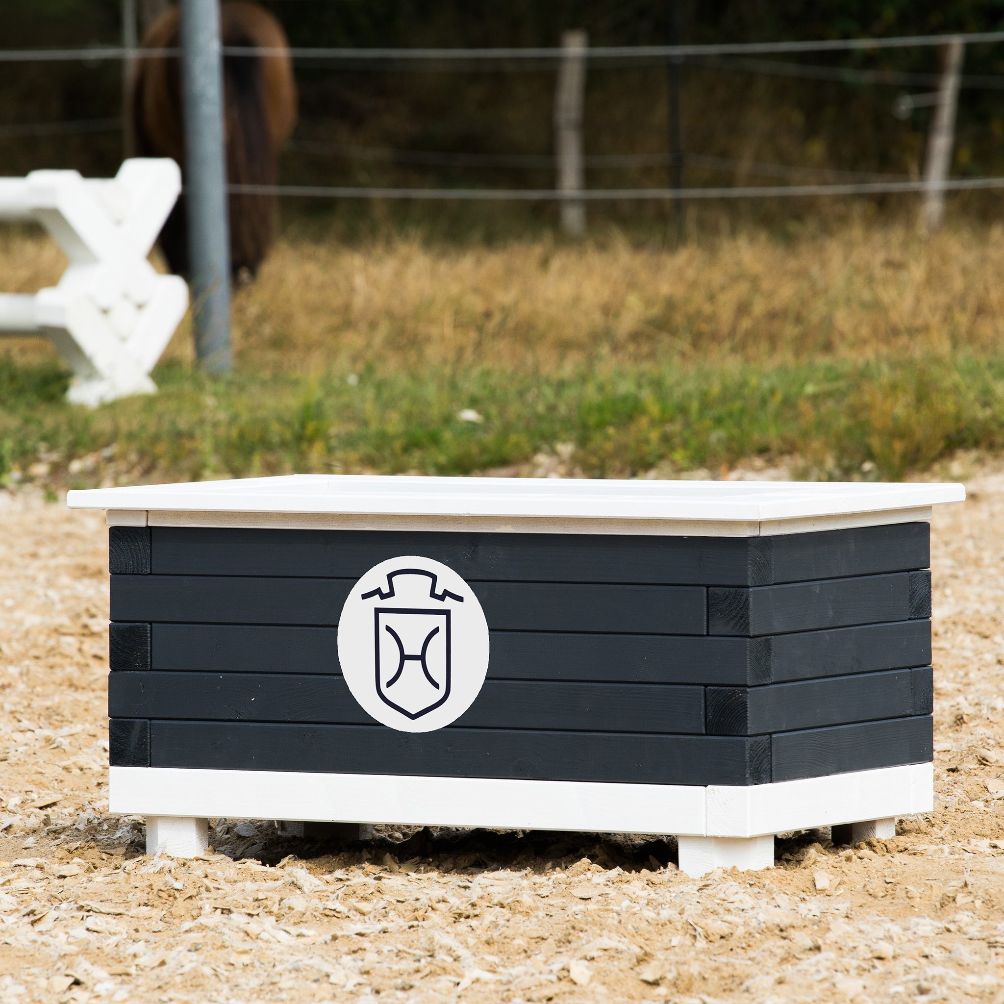 Holsteiner Blumenkasten aus Massivholz – Handgemacht & Wetterfest