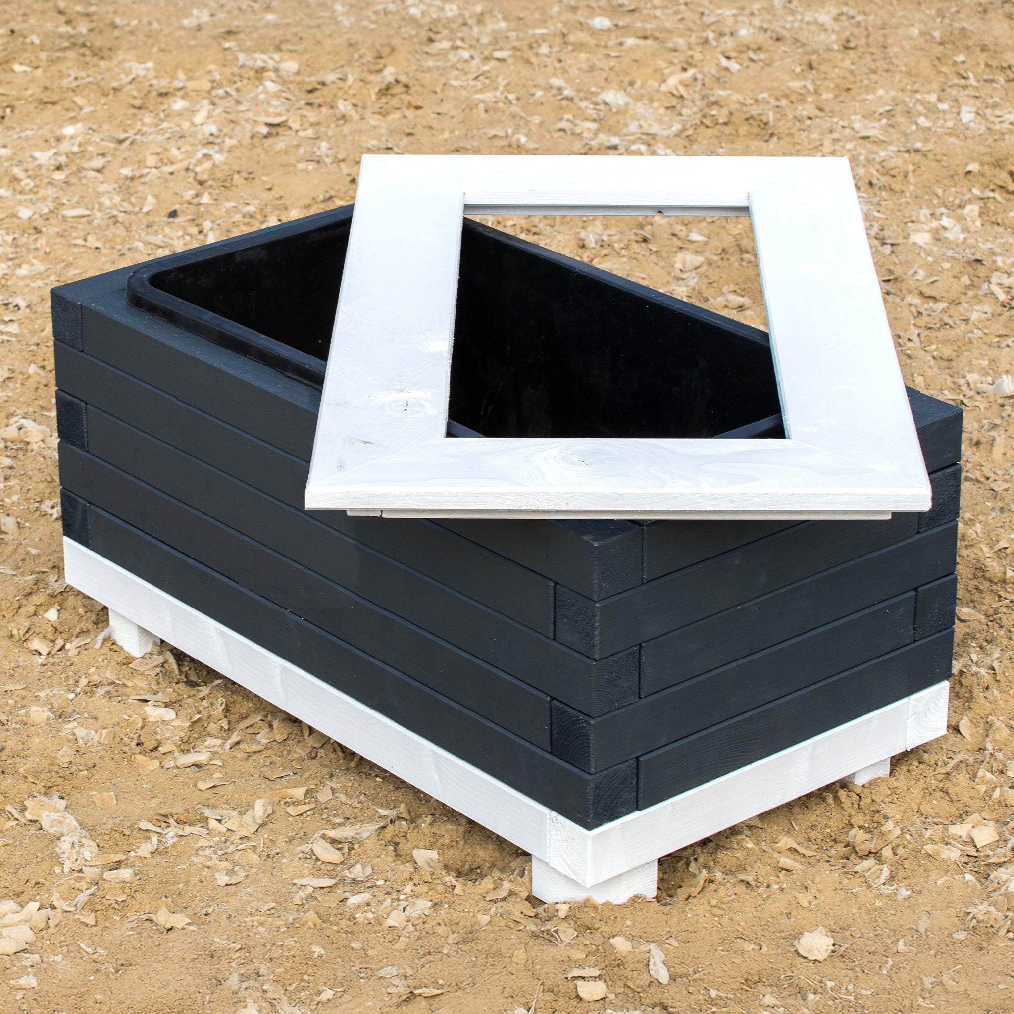 Holsteiner Blumenkasten aus Massivholz – Handgemacht & Wetterfest