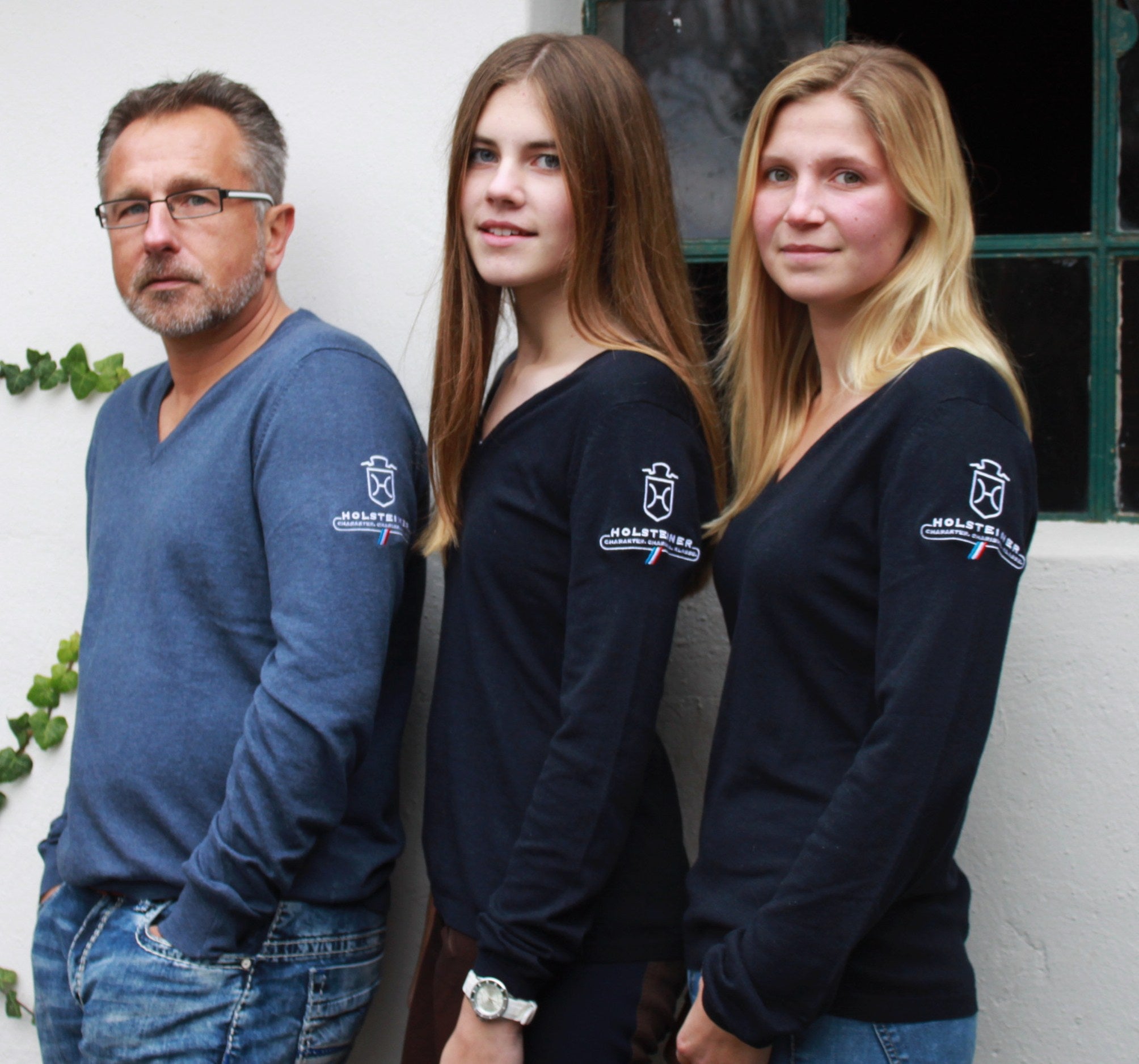 Damen Edel-Holsteiner Strickpullover, V-Neck