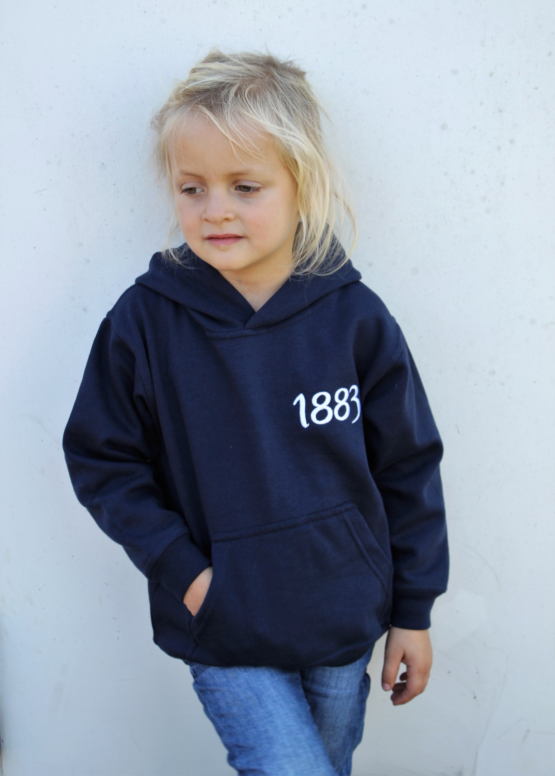 Holsteiner Hoodie „Young Rider“ – Kids Edition