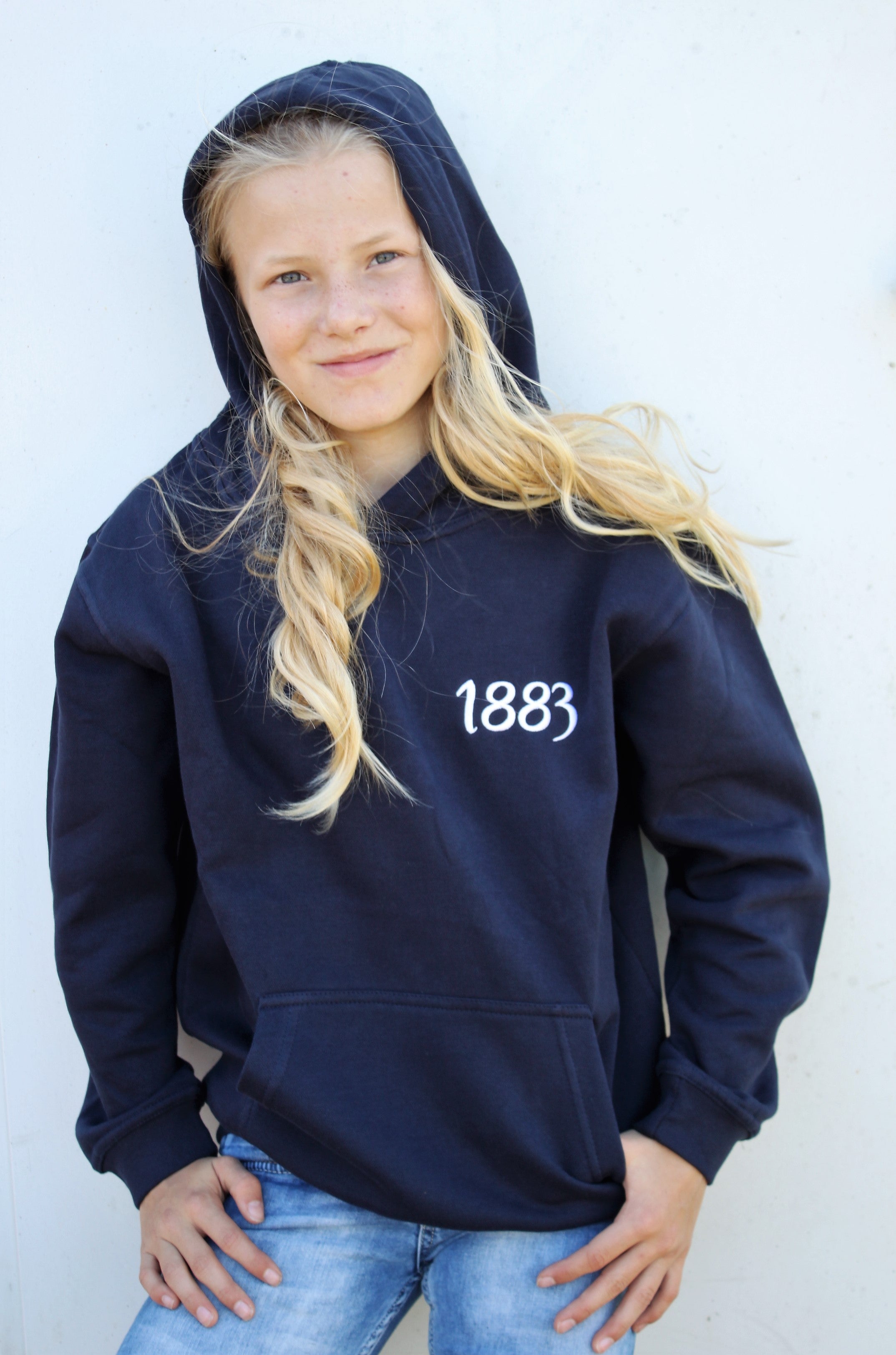 Holsteiner Hoodie „Young Rider“ – Kids Edition